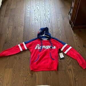 New York rangers hockey. Women’s hooded sweatshirt size medium